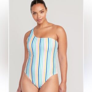Striped One-Shoulder Swimsuit🌈